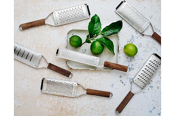 Microplane Razor Easy, Precise Slicing for Creative Kitchen Flair – AboutMyGeneration
